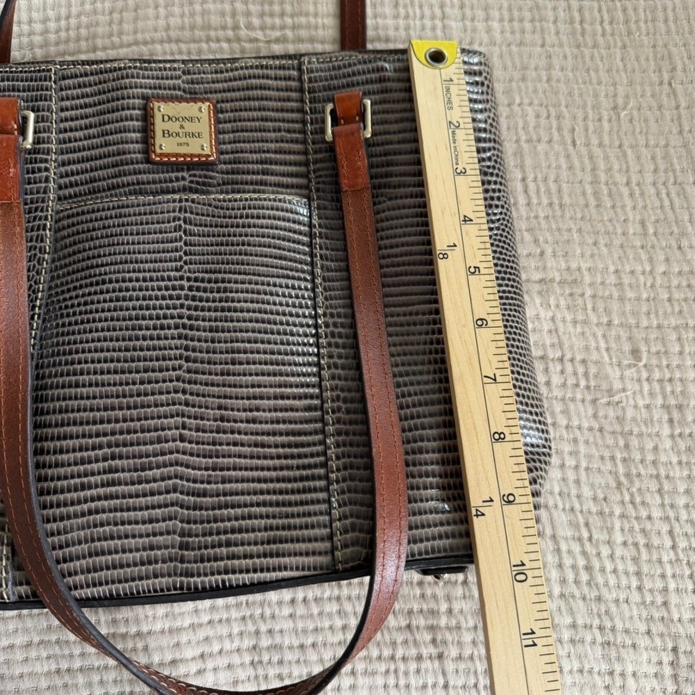 Dooney & Bourke Gray Lizard Embossed Tote Shoulder Bag Matching Wallet Set - Picture 12 of 16